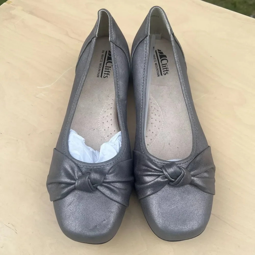 Cliffs brown metallic flats w comfort insole Size 11